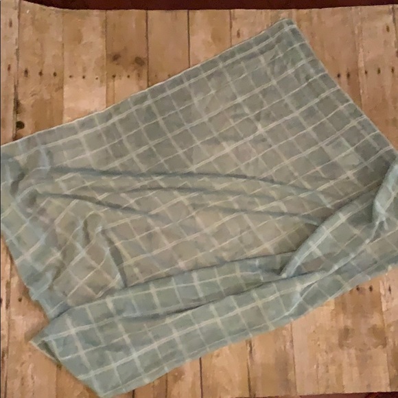 Scarf - Picture 3 of 4